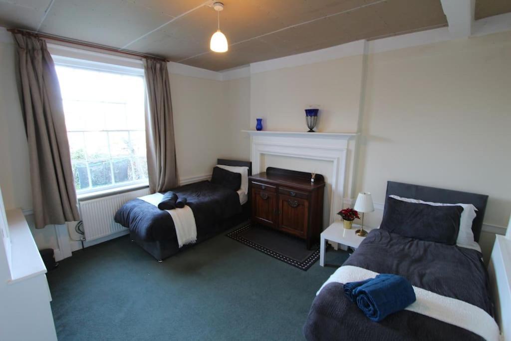 Perfect For Large Family & Friends, Free Parking, Games Villa Reading Luaran gambar