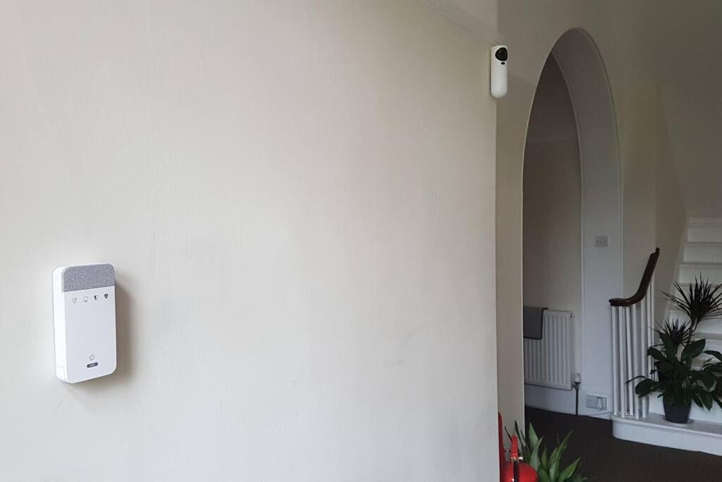 Perfect For Large Family & Friends, Free Parking, Games Villa Reading Luaran gambar