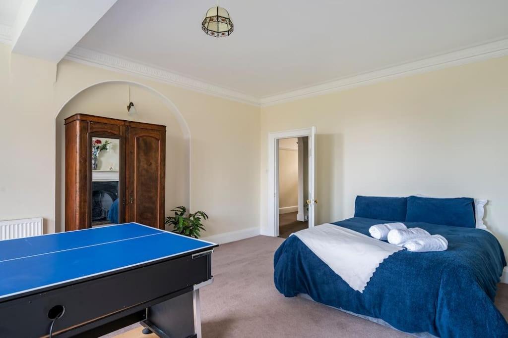 Perfect For Large Family & Friends, Free Parking, Games Villa Reading Luaran gambar