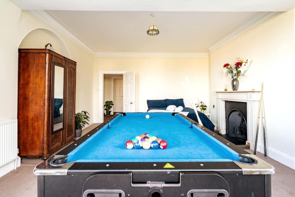 Perfect For Large Family & Friends, Free Parking, Games Villa Reading Luaran gambar