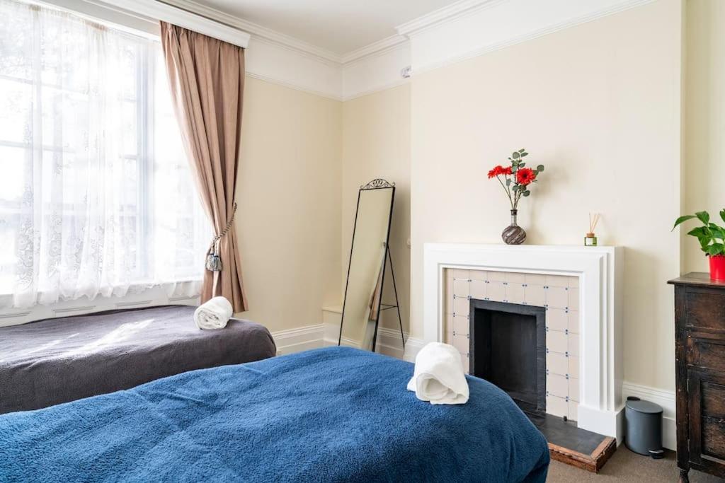 Perfect For Large Family & Friends, Free Parking, Games Villa Reading Luaran gambar